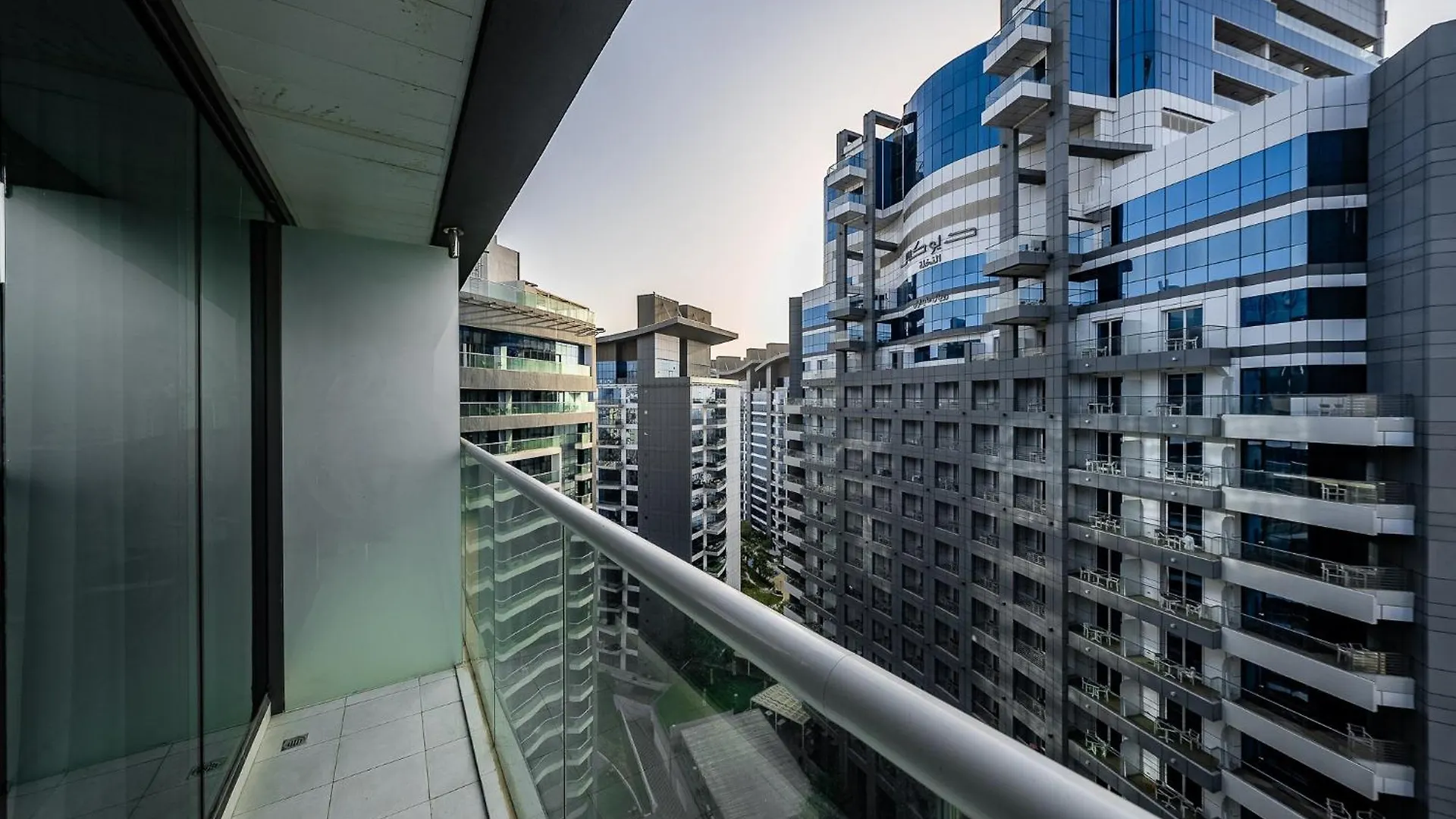 Exquisite Studio Apartment In Palm Jumeirah Dubai