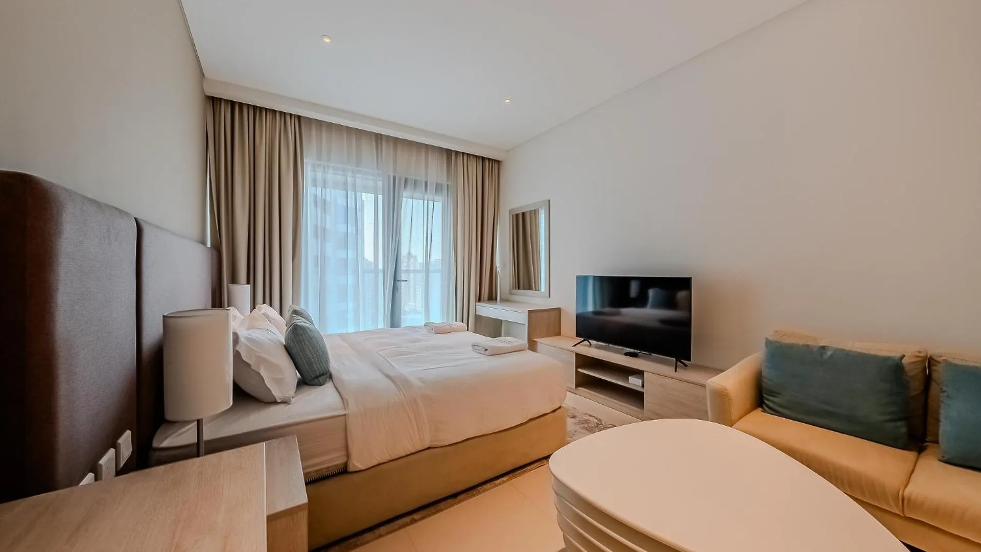 Exquisite Studio Apartment In Palm Jumeirah Dubai