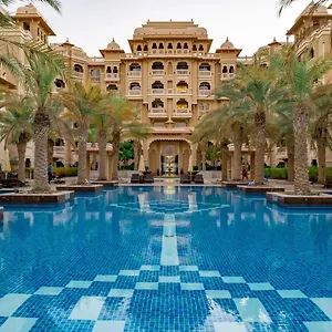 Higuests - Luxurious 1br In Palms With Private Access Dubai